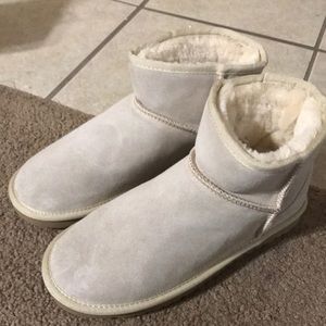 Uggs Short Brand New